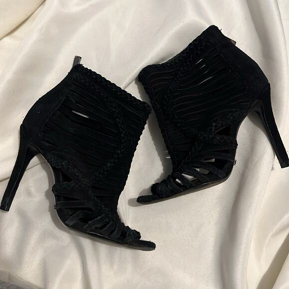 Schutz Yoko Suede Sandal Booties Black size 6 - Picture 1 of 8